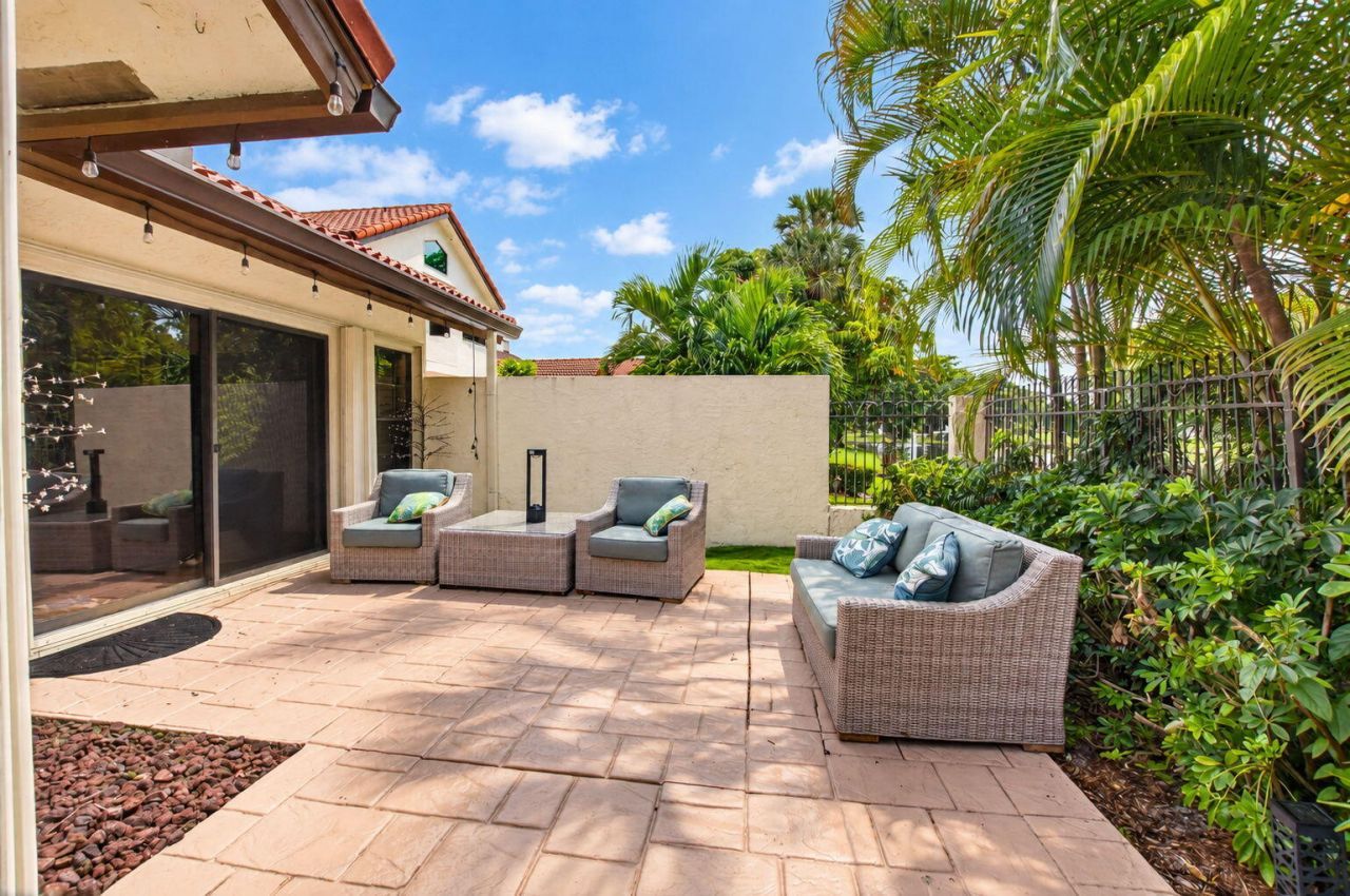 21676 Club Villa Terrace, Boca Raton, FL 33433 Photo