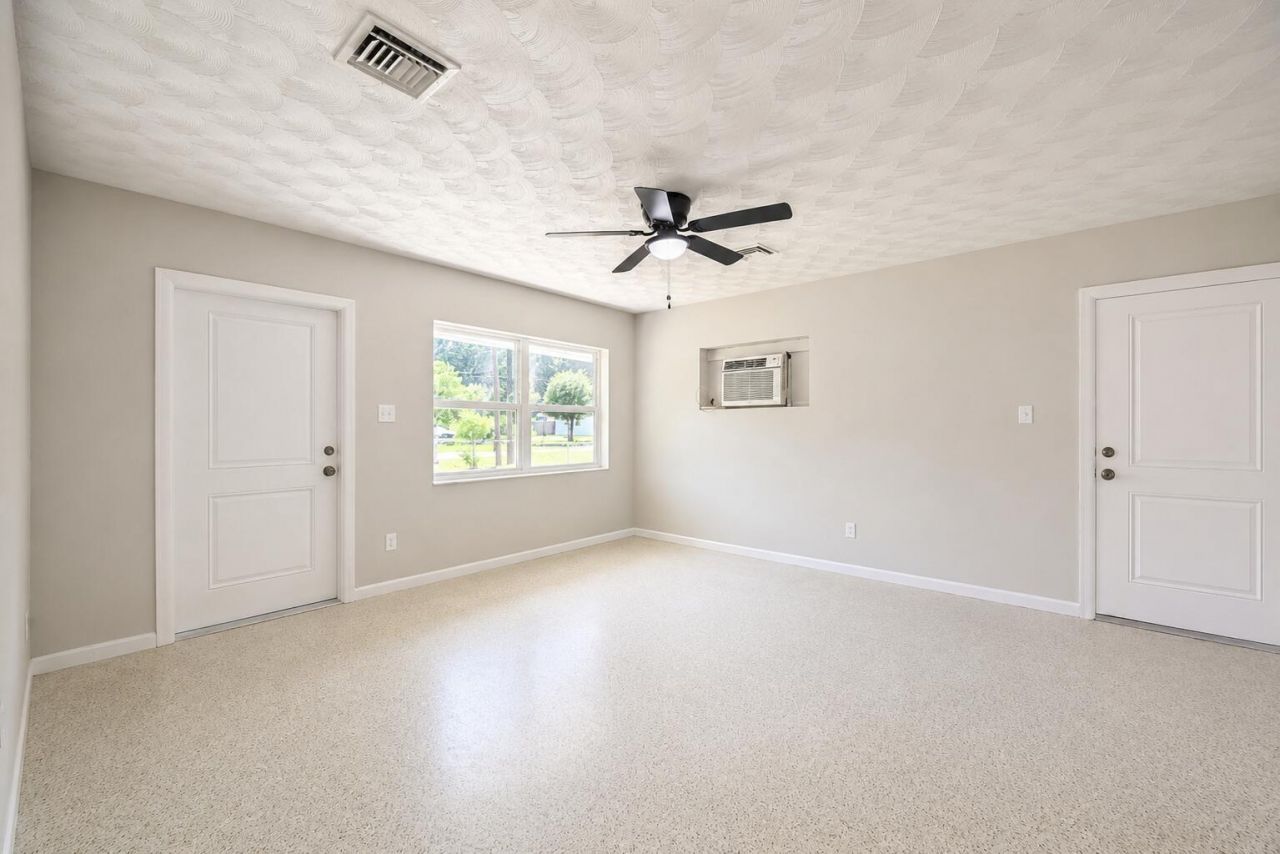 5502 San Diego Avenue, Fort Pierce, FL 34946 Photo