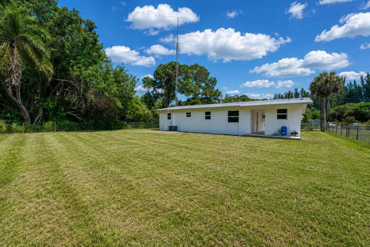 5502 San Diego Avenue, Fort Pierce, FL 34946 Photo