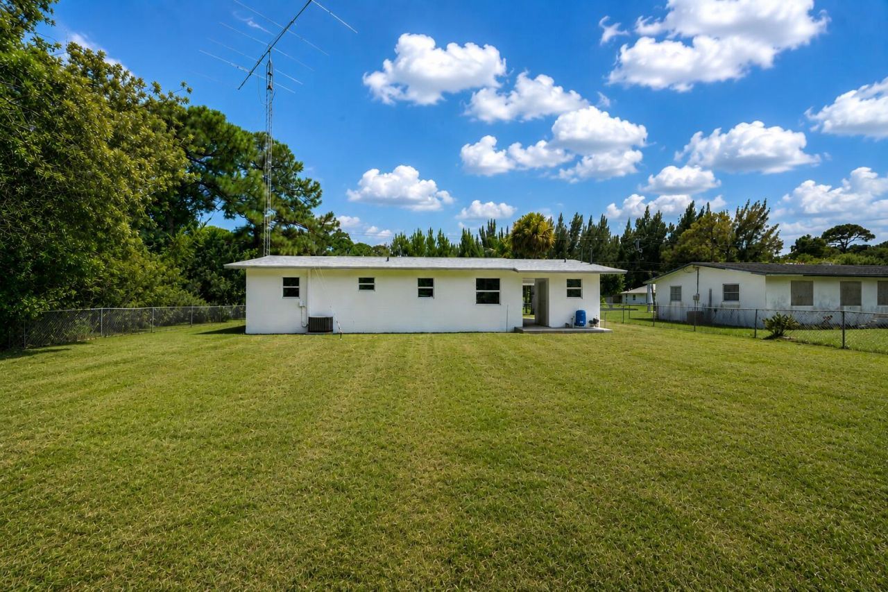 5502 San Diego Avenue, Fort Pierce, FL 34946 Photo