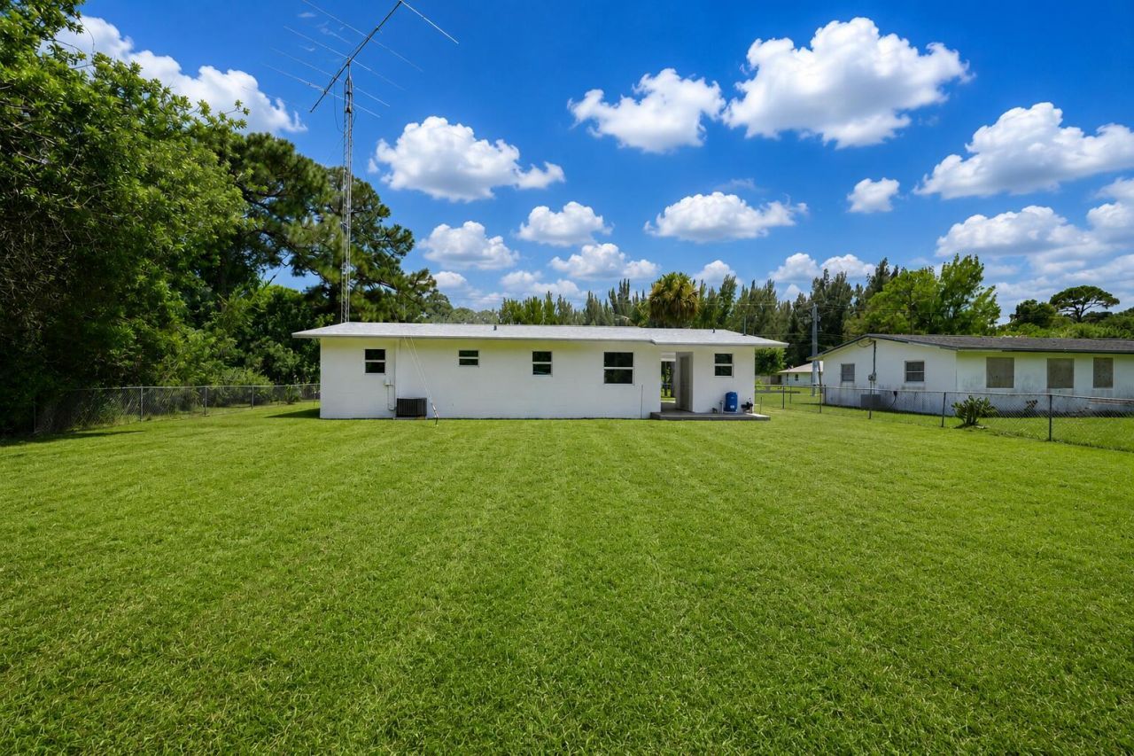 5502 San Diego Avenue, Fort Pierce, FL 34946 Photo