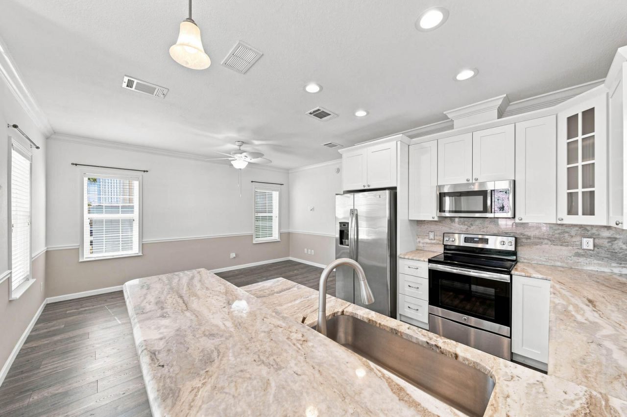 445 Nettles Boulevard, Jensen Beach, FL 34957 Photo
