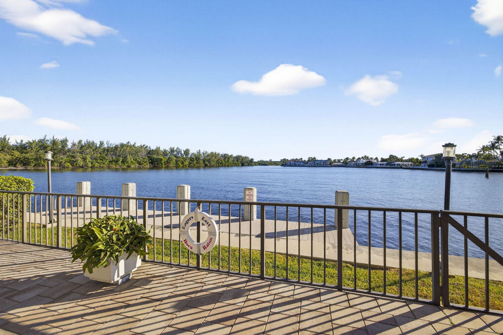 900 NE Spanish River Boulevard, Unit 2w, Boca Raton, FL 33431 Photo