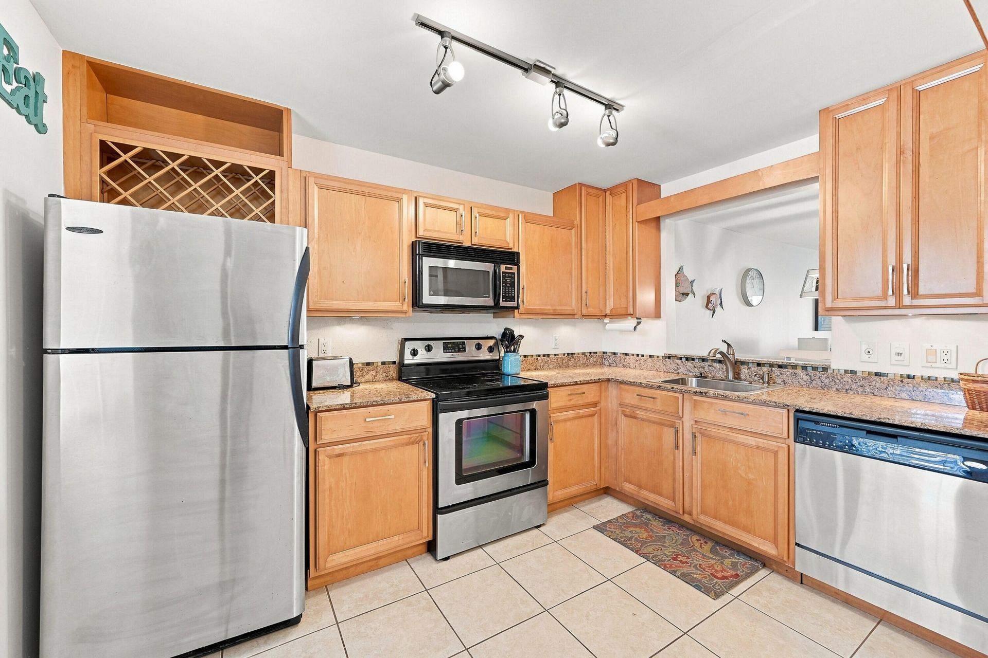 777 S Federal Highway, Unit D204, Pompano Beach, FL 33062 Photo