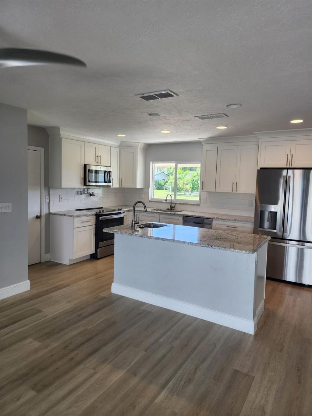 5325 Cocoa Court, Cape Coral, FL 33904 Photo