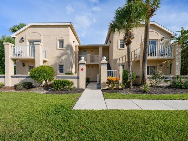 1673 SE Green Acres Circle, Unit NN201, Port St. Lucie, FL 34952