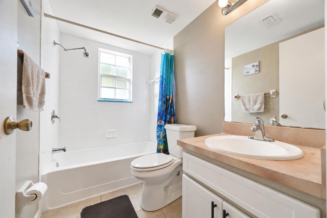 1673 SE Green Acres Circle, Unit NN201, Port Saint Lucie, FL 34952 Photo