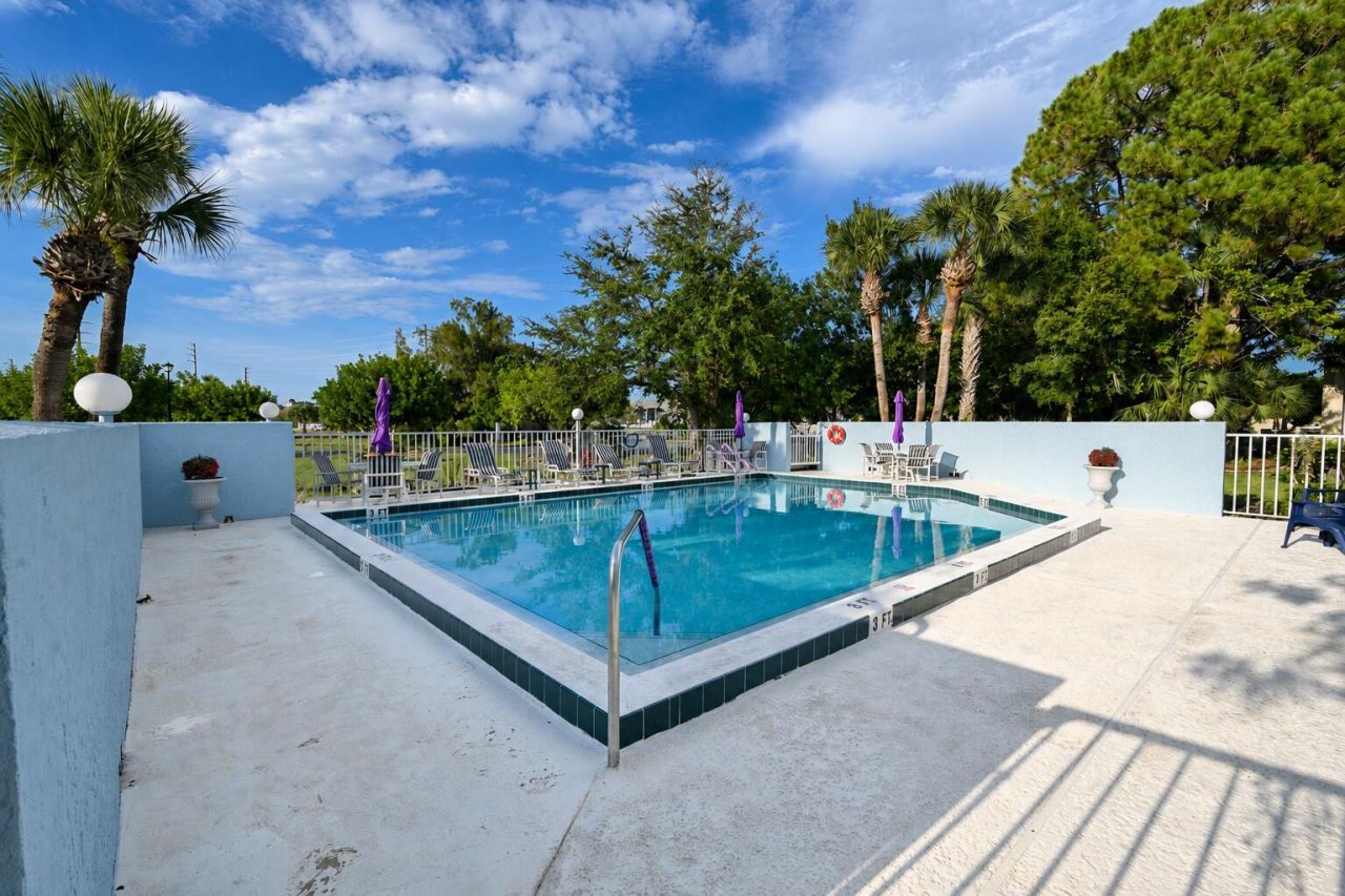 1673 SE Green Acres Circle, Unit NN201, Port Saint Lucie, FL 34952 Photo