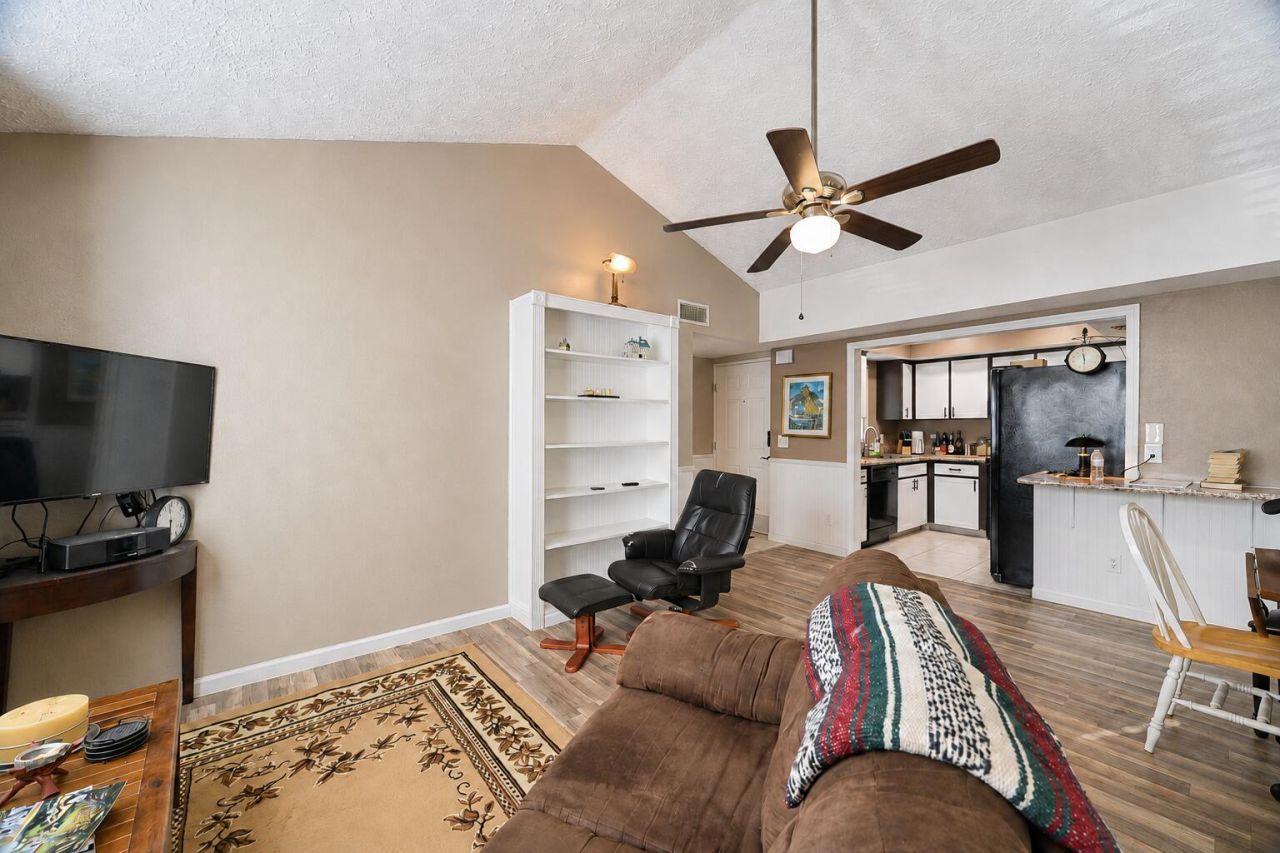 1673 SE Green Acres Circle, Unit NN201, Port Saint Lucie, FL 34952 Photo