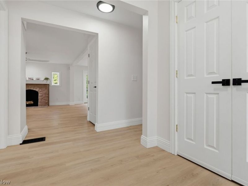 6097 Reno Drive, Louisville, OH 44641 Photo 32