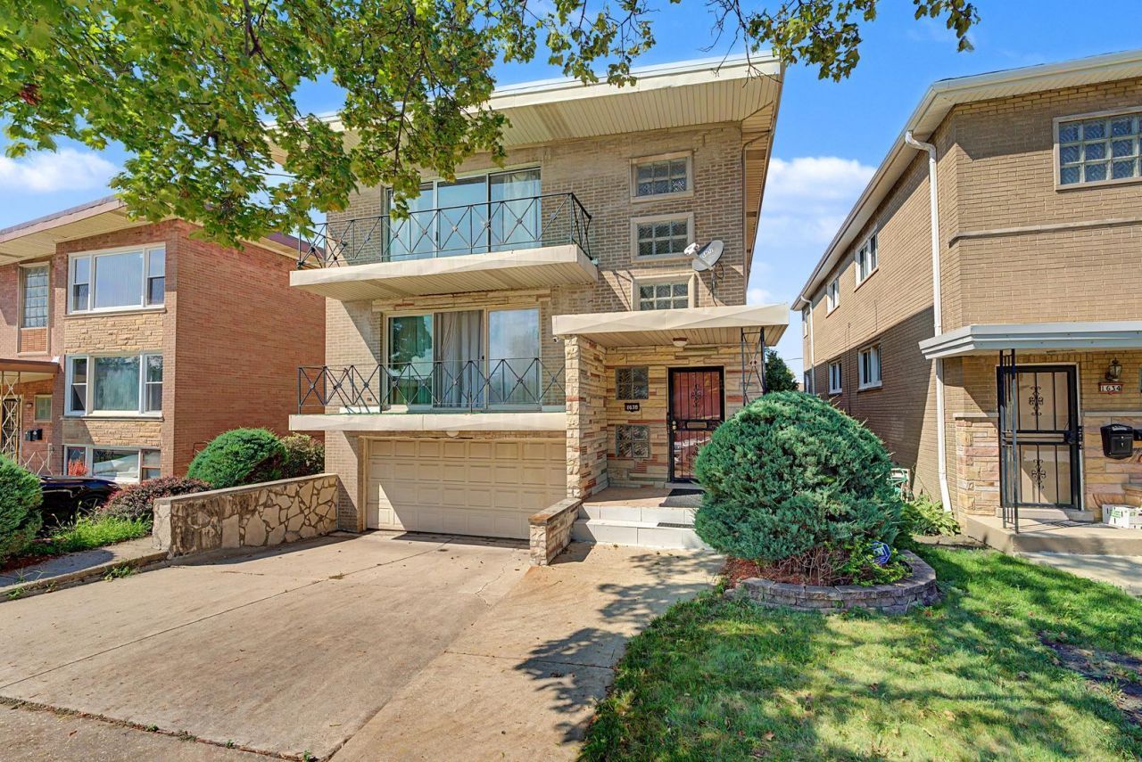 1630 E 92nd Place, Chicago, IL 60617 Main Photo