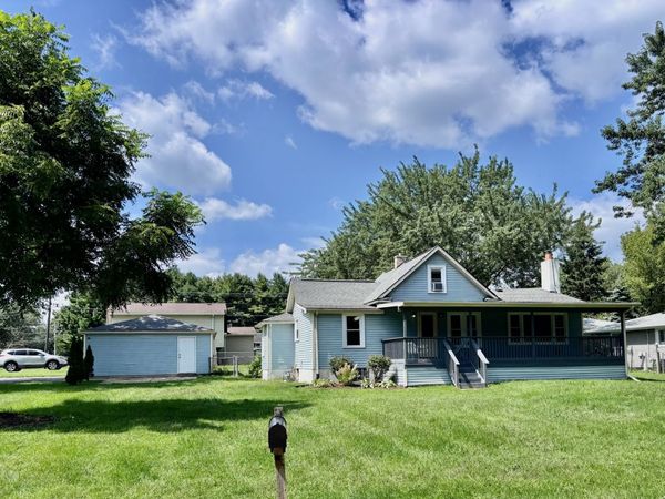 39330 N EMMAUS Avenue , Beach Park, IL 60087