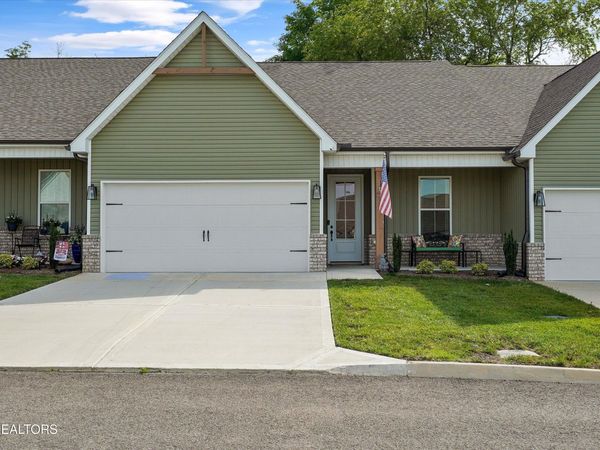 233 Elise Way, Lenoir City, TN 37771