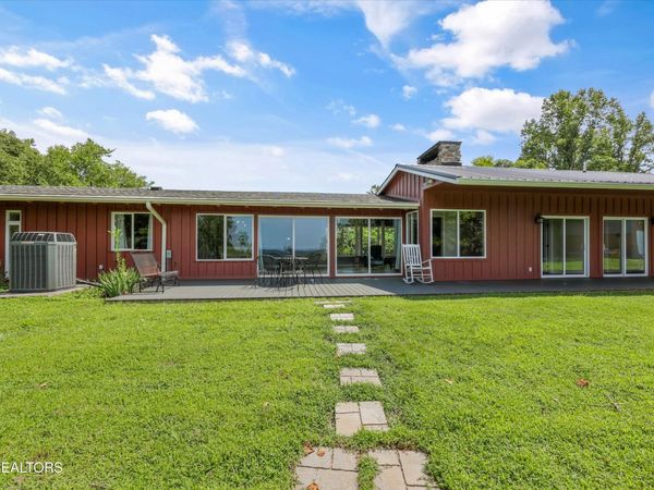 2902 Lovingood Way, Maryville, TN 37801