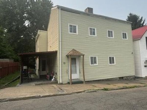 95 E. 11th Street, Wheeling, WV 26003