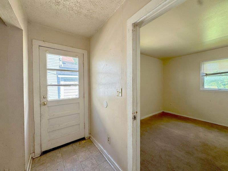 140 S Highland Avenue, Columbus, OH 43223 Photo 17