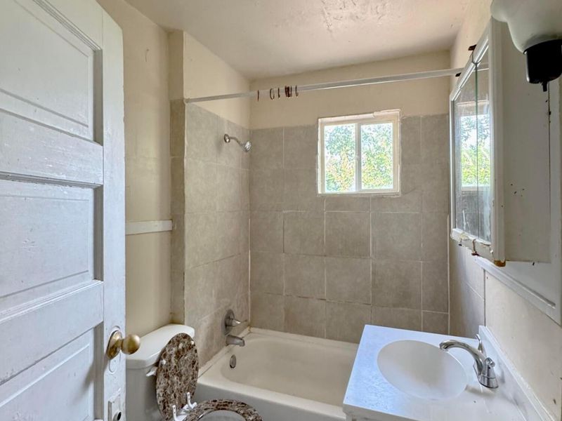 140 S Highland Avenue, Columbus, OH 43223 Photo 23