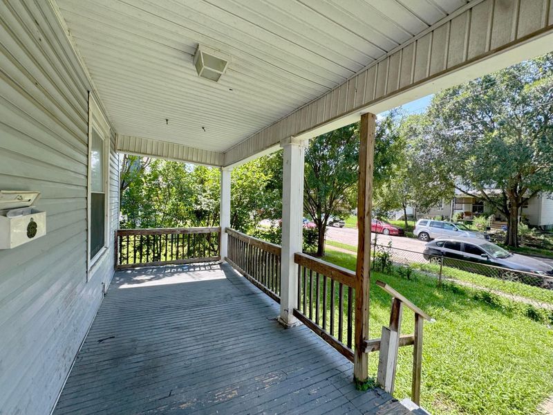 140 S Highland Avenue, Columbus, OH 43223 Photo 3
