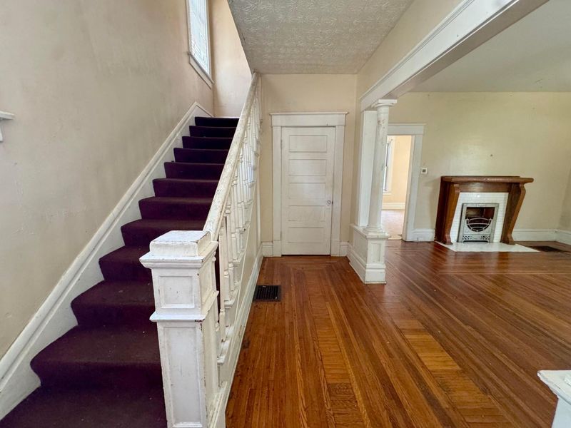 140 S Highland Avenue, Columbus, OH 43223 Photo 9