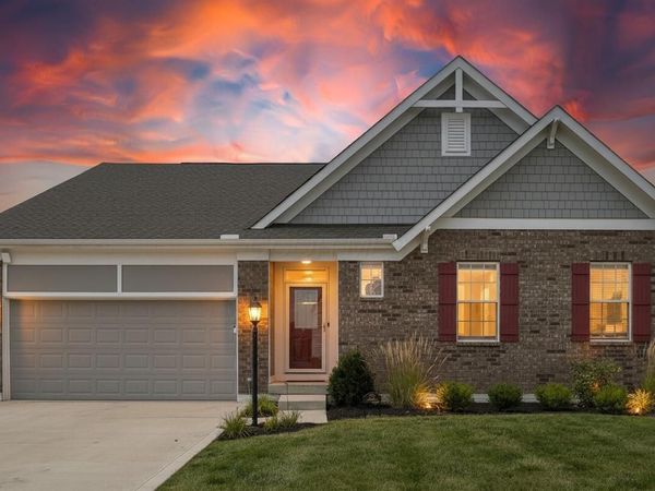 802 Avebury Drive, Pickerington, OH 43147