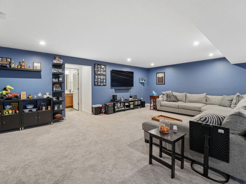 802 Avebury Drive, Pickerington, OH 43147 Photo 32