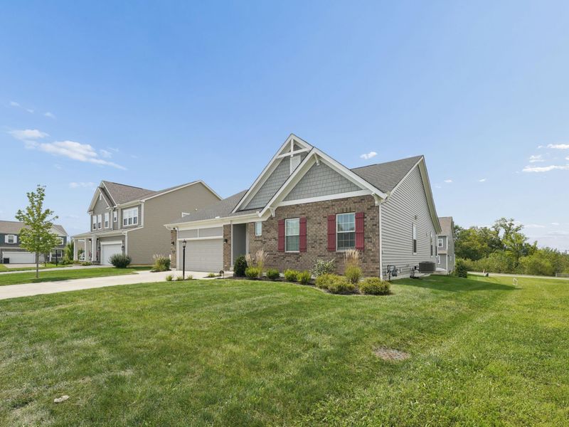 802 Avebury Drive, Pickerington, OH 43147 Photo 4