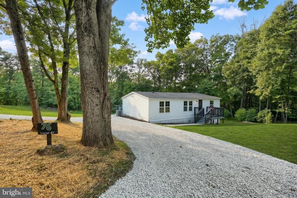 76 LAUREL DRIVE , AIRVILLE, PA 17302