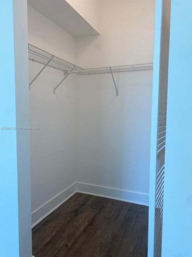 951 Brickell Ave, Unit 1210, Miami, FL 33131 Photo