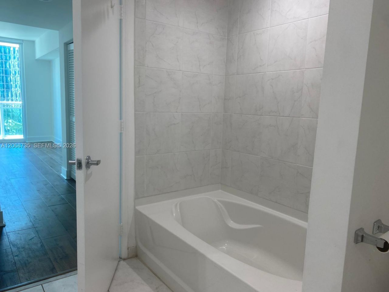 951 Brickell Ave, Unit 1210, Miami, FL 33131 Photo