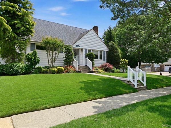 2977 Grand Boulevard , Baldwin, NY 11510