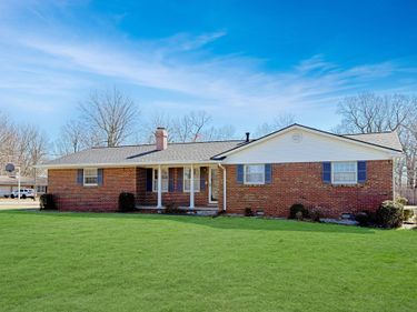 6815 Greenfield Drive, Paducah, KY 42003