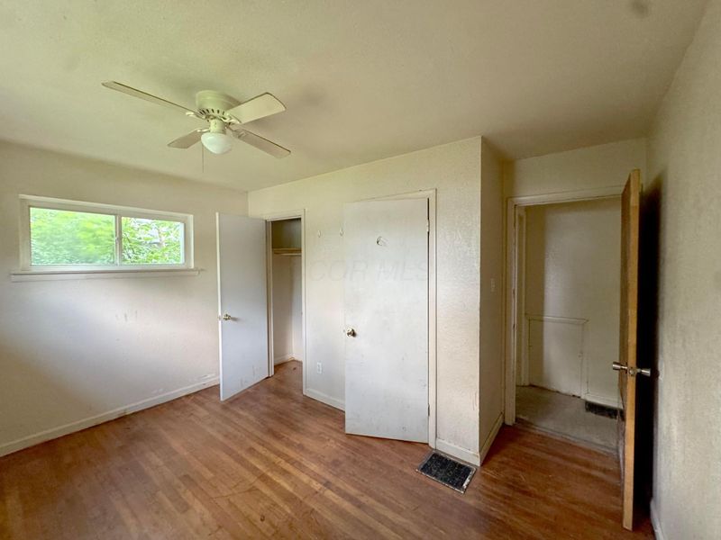 3351 Eakin Road , Columbus, OH 43204 Photo 13