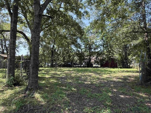 325 NW 1st Street , Gretna, FL 32332