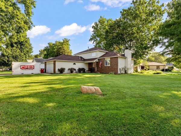 1708 Oak Park Drive, Champaign, IL 61822