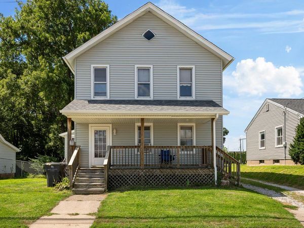 2510 17th Street , Rock Island, IL 61201