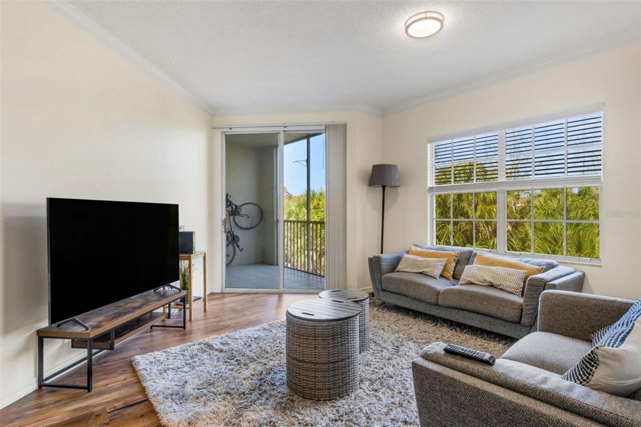5601 Bentgrass Drive, Unit 10-202, Sarasota, FL 34235 Photo