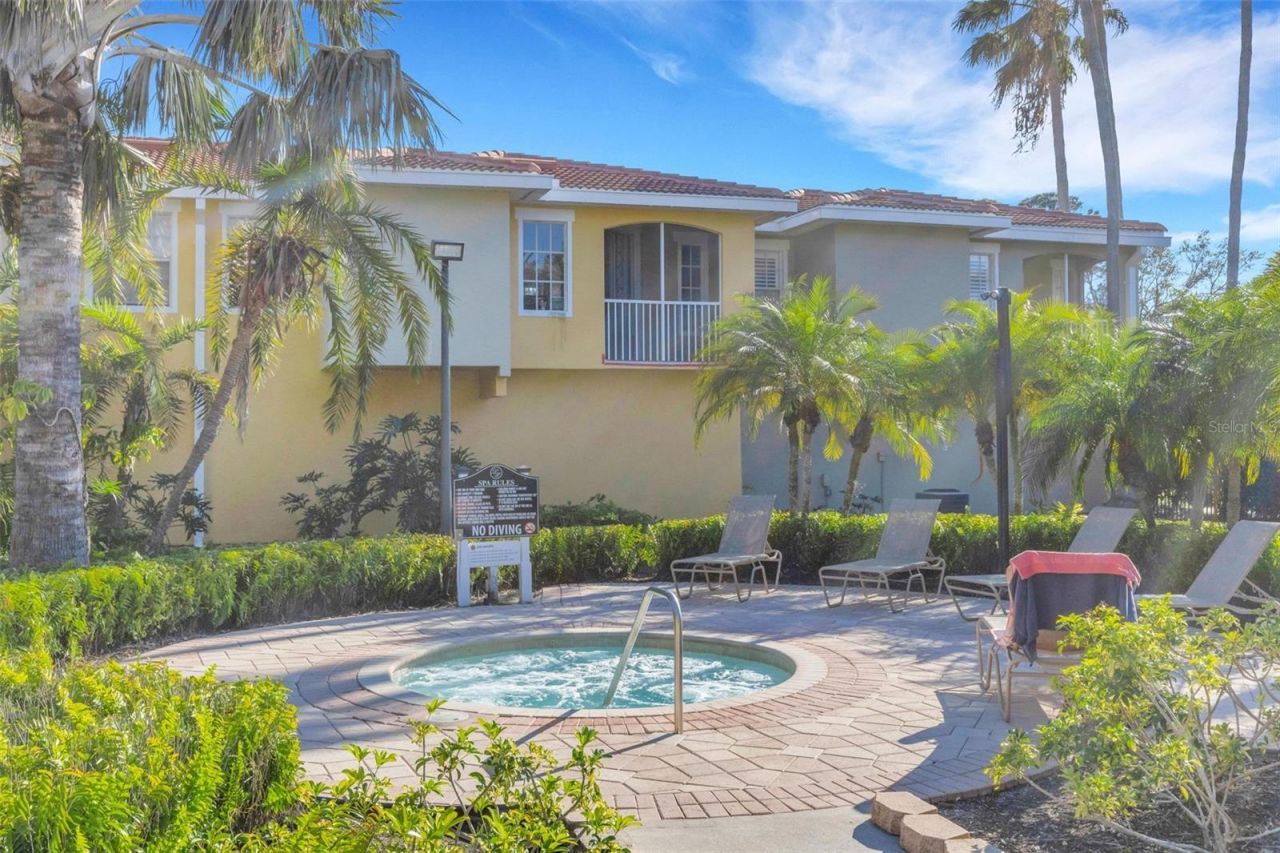 5601 Bentgrass Drive, Unit 10-202, Sarasota, FL 34235 Photo