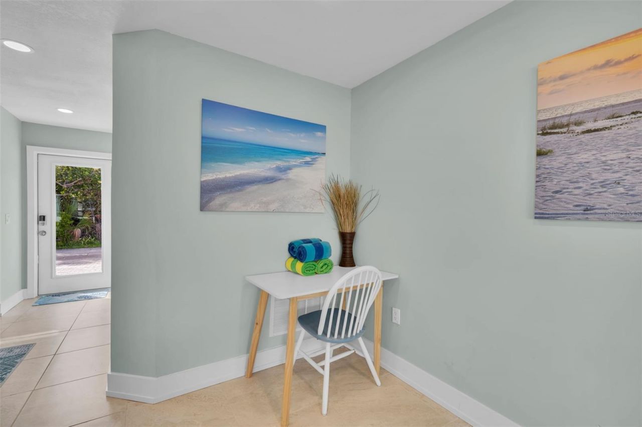 713 Saint Judes Drive S, Unit 2, Longboat Key, FL 34228 Photo