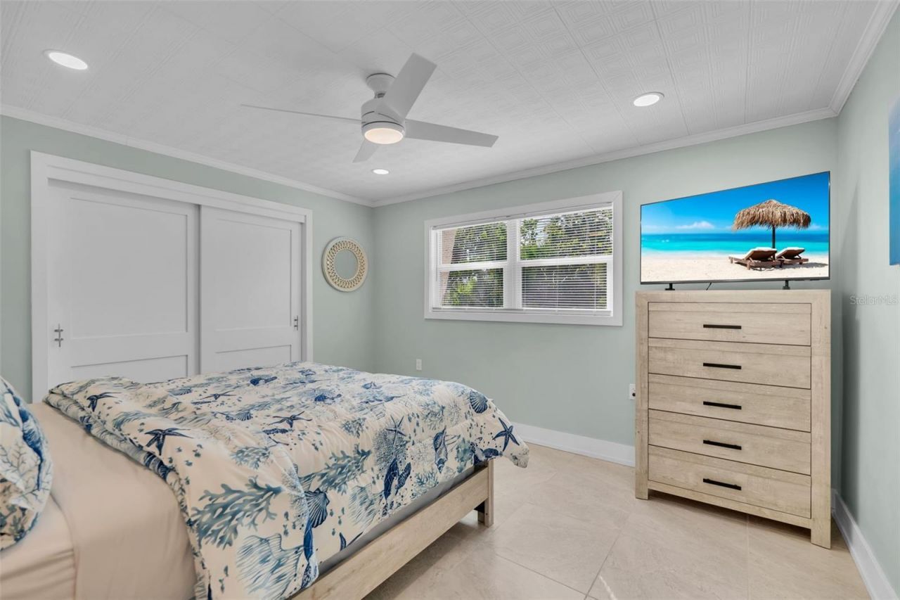 713 Saint Judes Drive S, Unit 2, Longboat Key, FL 34228 Photo