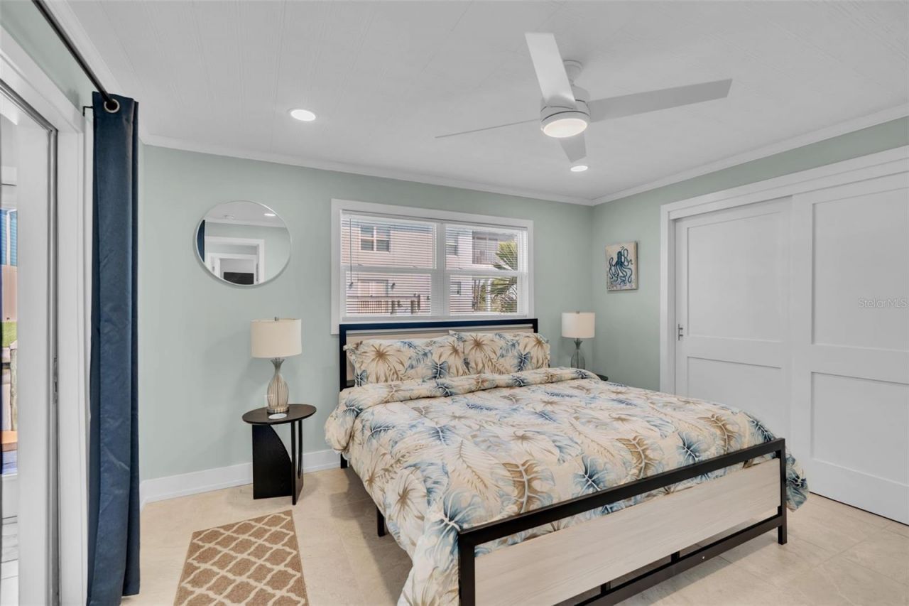 713 Saint Judes Drive S, Unit 2, Longboat Key, FL 34228 Photo