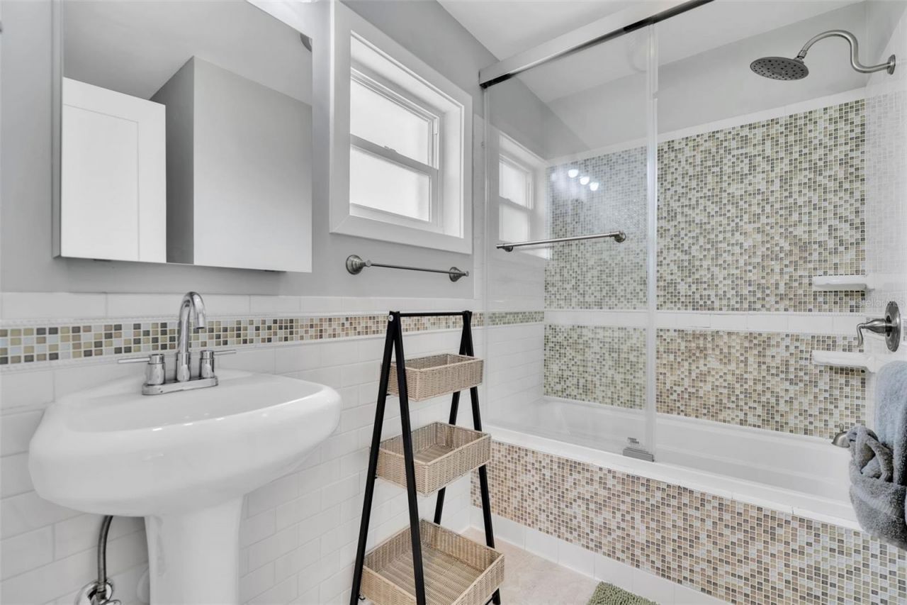 713 Saint Judes Drive S, Unit 2, Longboat Key, FL 34228 Photo
