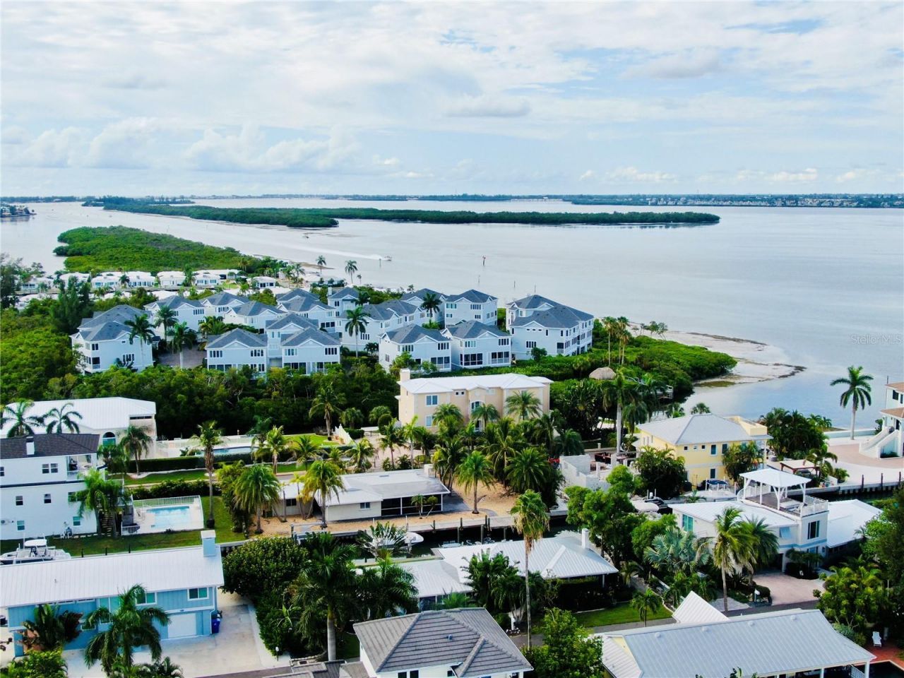 713 Saint Judes Drive S, Unit 2, Longboat Key, FL 34228 Photo