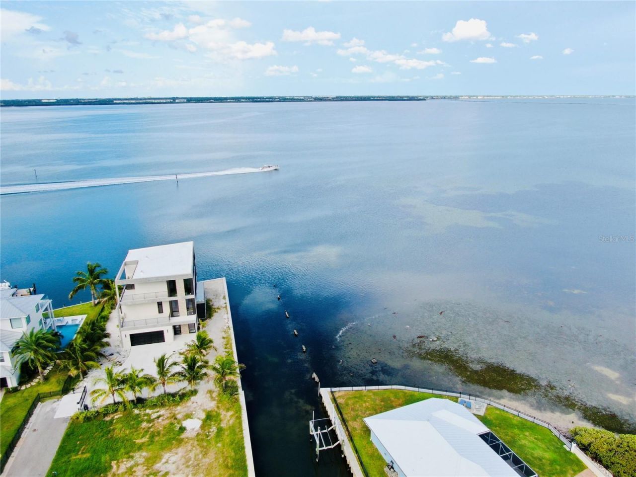 713 Saint Judes Drive S, Unit 2, Longboat Key, FL 34228 Photo