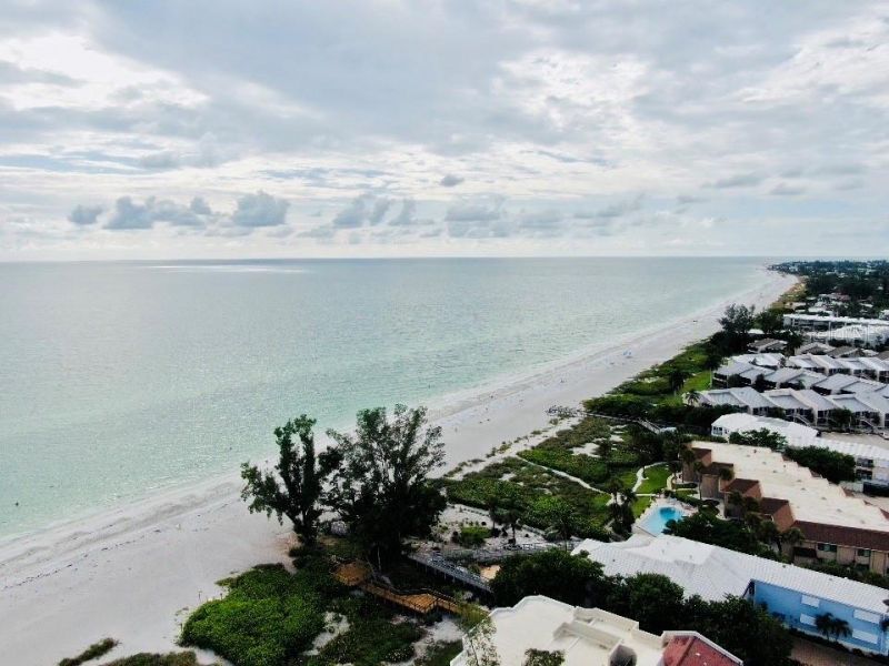 713 Saint Judes Drive S, Unit 2, Longboat Key, FL 34228 Photo