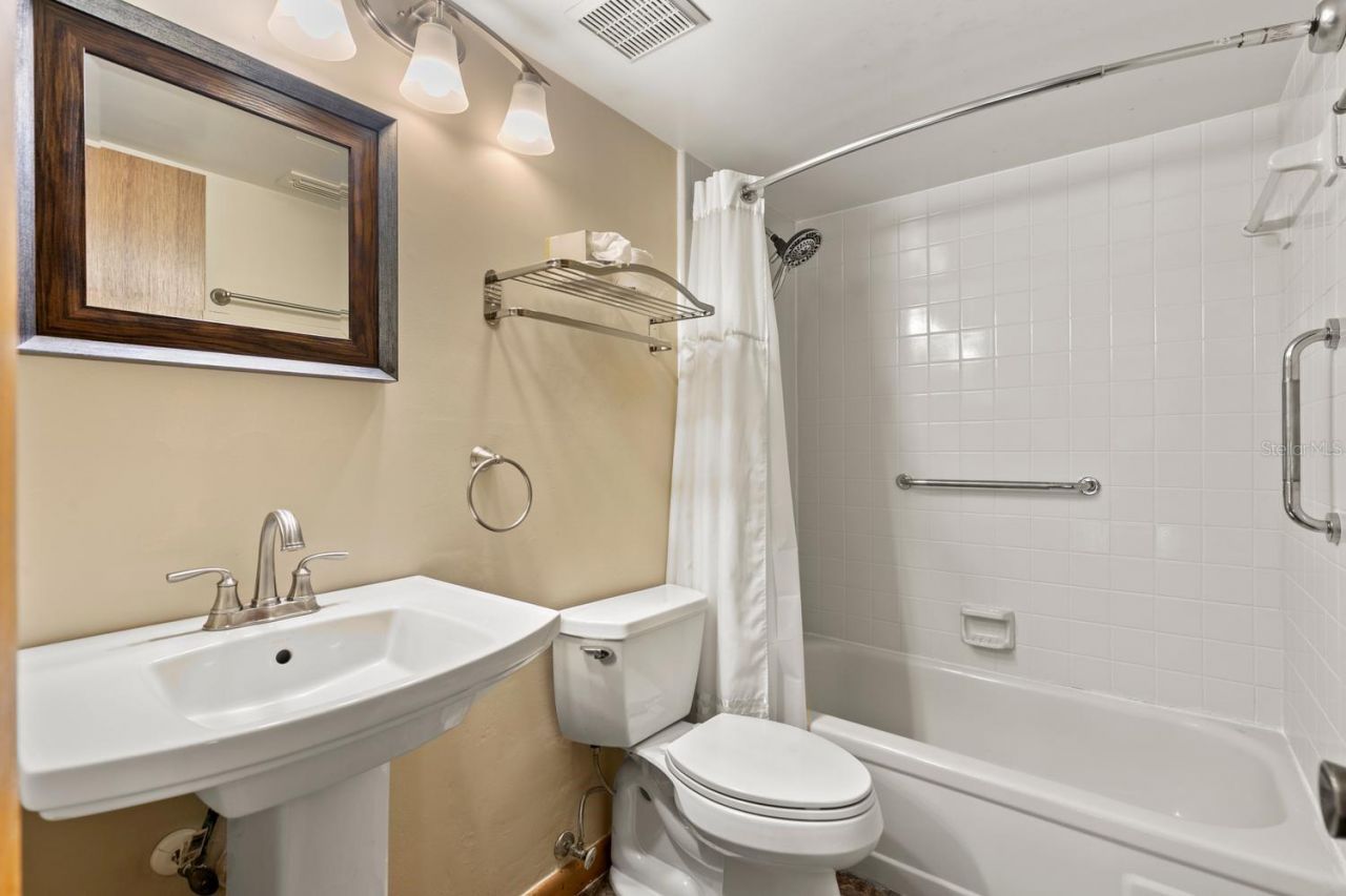 13 Mid Oaks Circle, Unit 13, Palm Coast, FL 32137 Photo