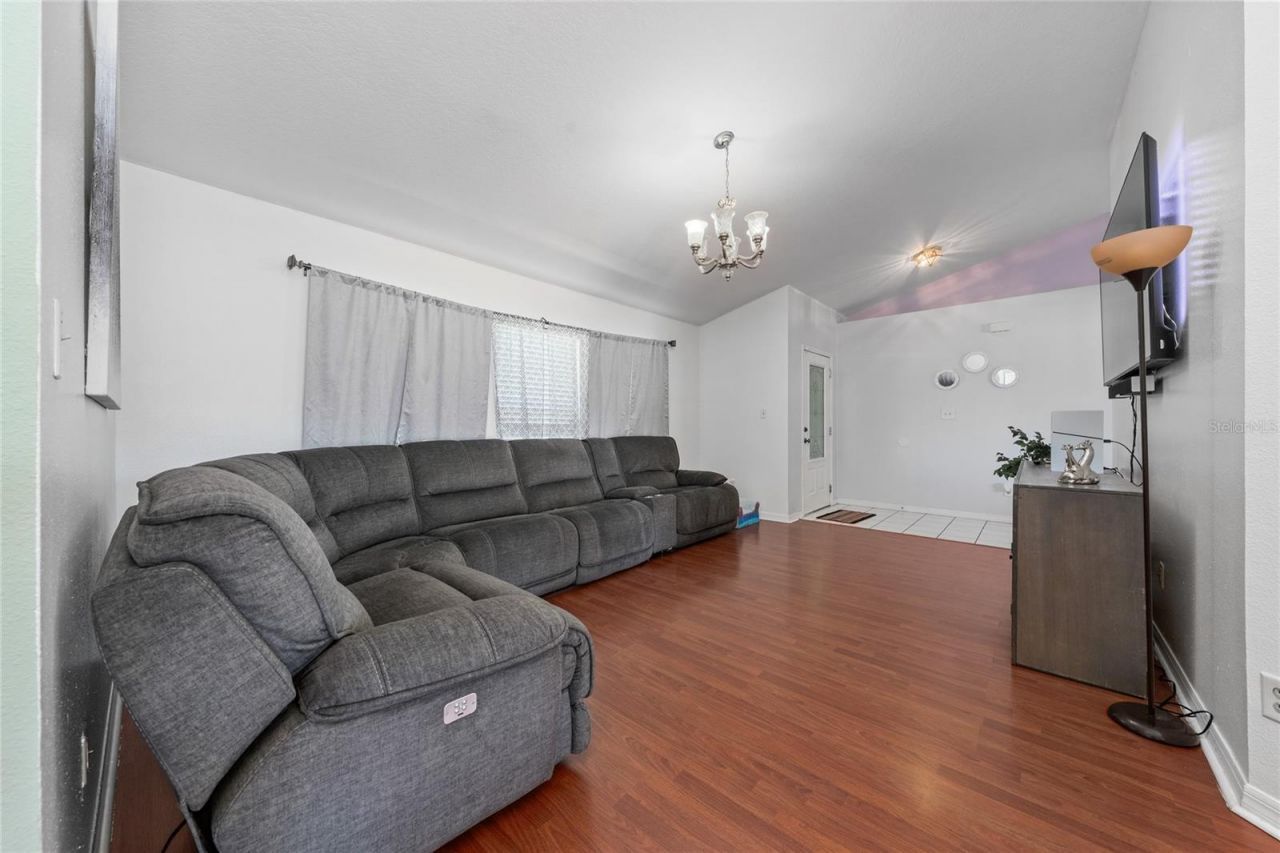 412 Everwood Drive , Kissimmee, FL 34743 Photo