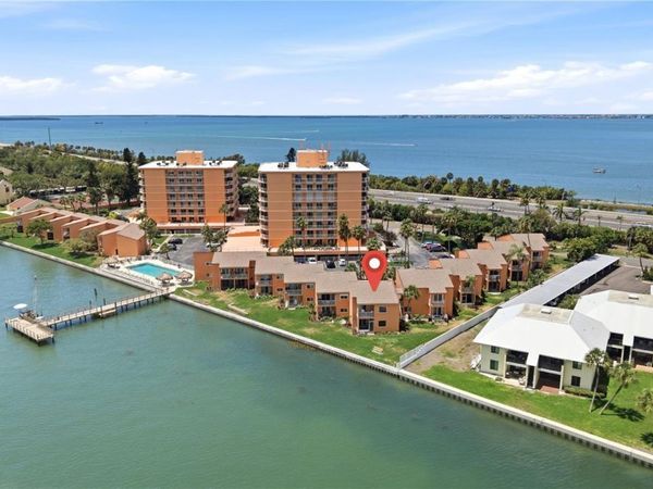 7400 SUNSHINE SKYWAY LANE S, Unit 111, ST PETERSBURG, FL 33711