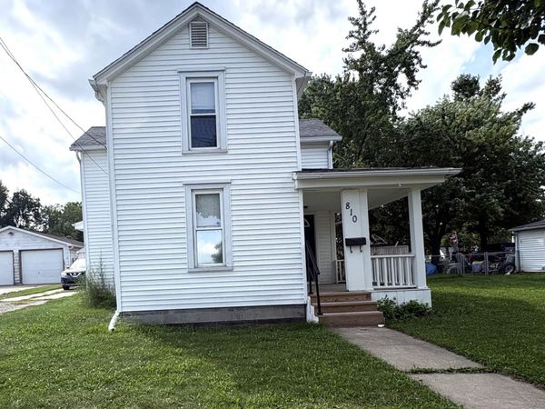 810 Division , Adrian, MI 49221