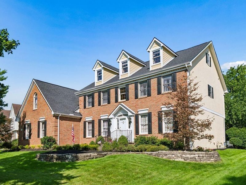 730 Southbluff Drive, Westerville, OH 43082 Photo 1