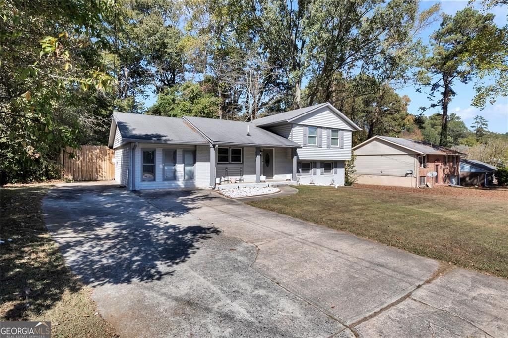 6575 Hidden Brook Trail, Atlanta, GA 30349 Main Photo